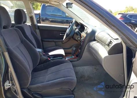 2004 Subaru Legacy L/L W/35Th Anniversary Edition z USA, uszkodzony, nr VIN 4S3BE625847202748